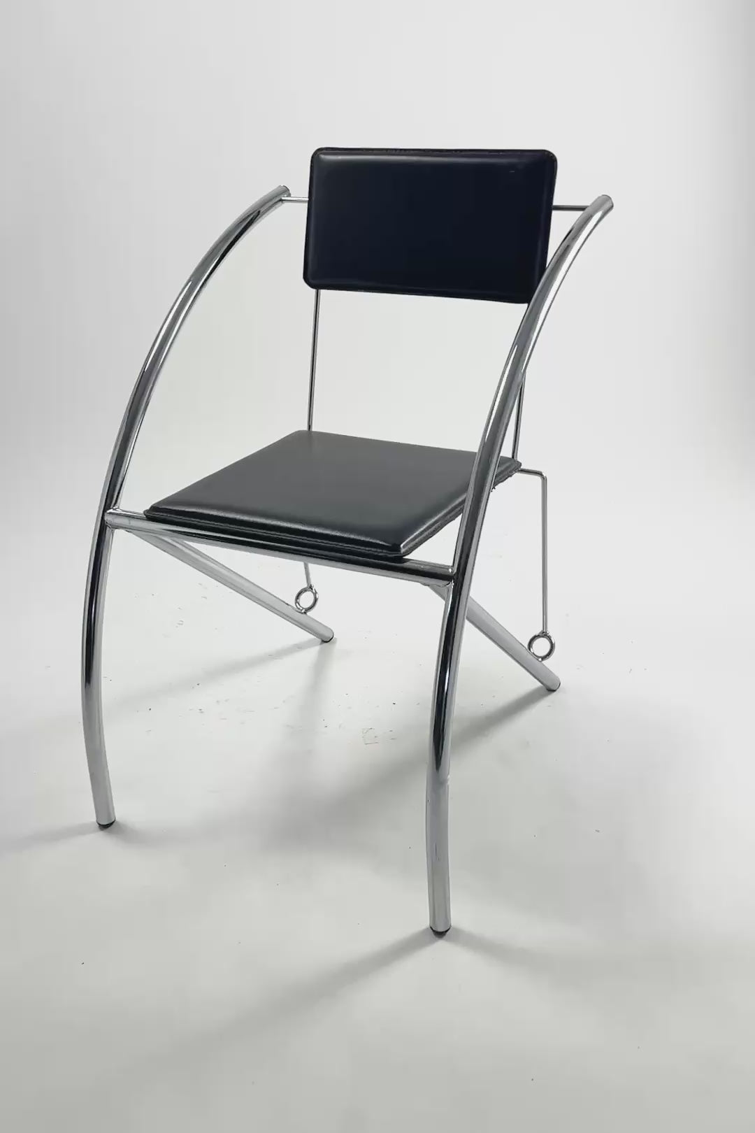 ビデオを読み込む: Chrome Arc Stacking Chair / クローム アーク スタッキングチェア