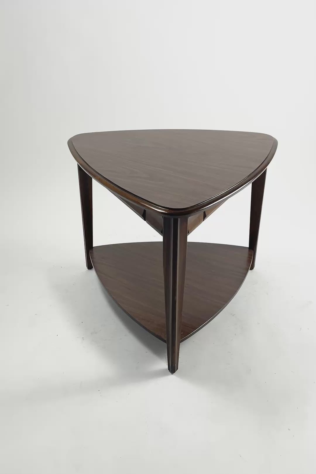 Load video: Triangle Coffee Table / トライアングル コーヒー テーブル